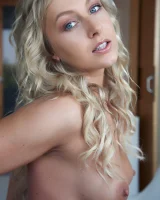 Errotica Archives - 49-lucynova-ombrage2-050