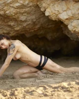 Hegre Art - 37-RoseBikiniBody_2014-10-26_037xl