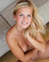 Met Art - 95-metart_presenting-bella_bella-c_by_koenart_high_0115