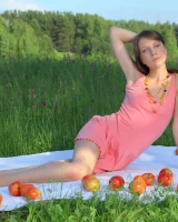 Met Art - 02-MetArt_PRESENTING-DENISA_DENISA-B_by_DOMENIC-MAYER_high_0003