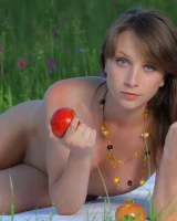 Met Art - 14-MetArt_PRESENTING-DENISA_DENISA-B_by_DOMENIC-MAYER_high_0044