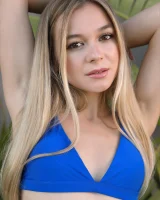 Mpl Studios - 03-stefani-lucky-charm-0004