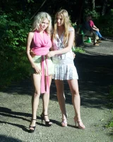 Nude Art - 21-barbara-walk-in-the-park-2000_021