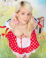 Showy Beauty - 20-kapri-magic-for-me-0021