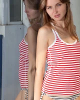 Skokoff - 17-tasha-e-stripes-017