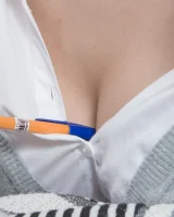 We Are Hairy - 05-Pavla_GreyBlouseStripedBed_005