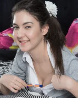 We Are Hairy - 07-Pavla_GreyBlouseStripedBed_007