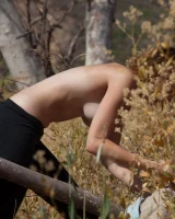 Zishy - 37-april-grantham-when-nature-calls056