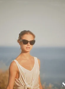 Sexy girl summer outdoor photos